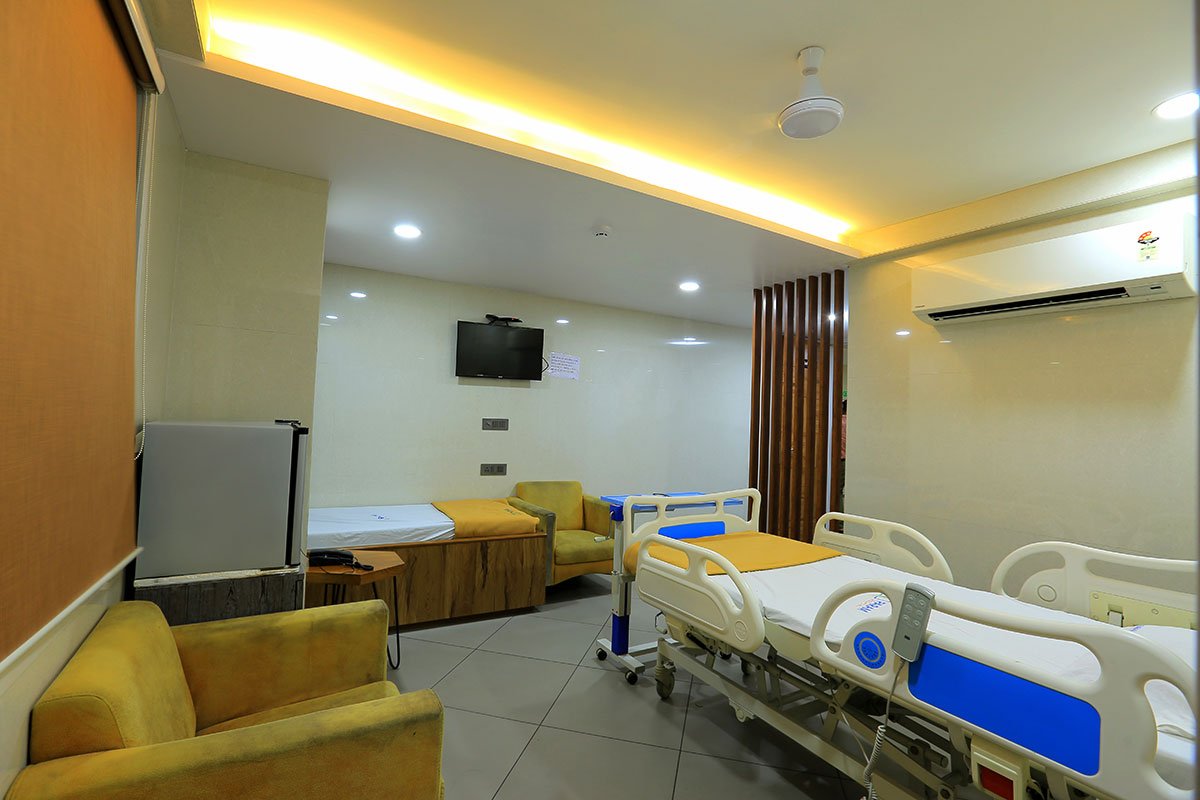 Param Hospital - Suits Room