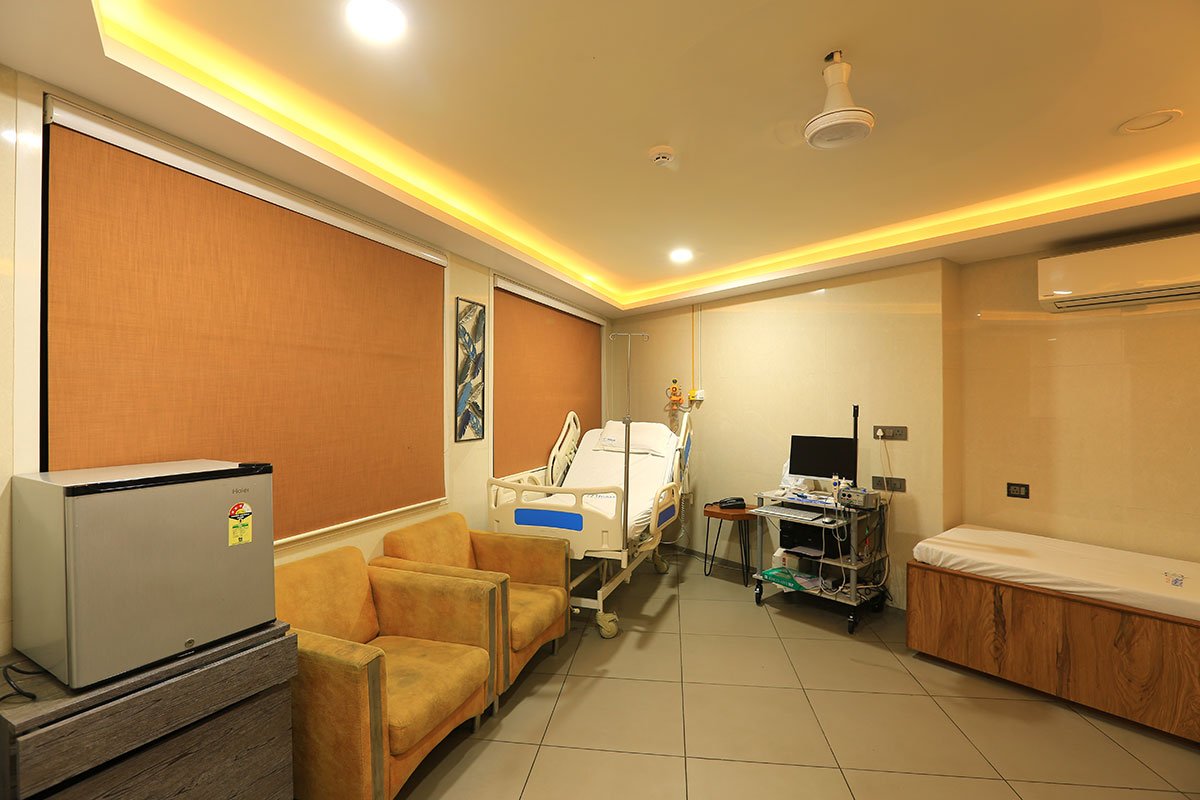 Param Hospital - Suits Room