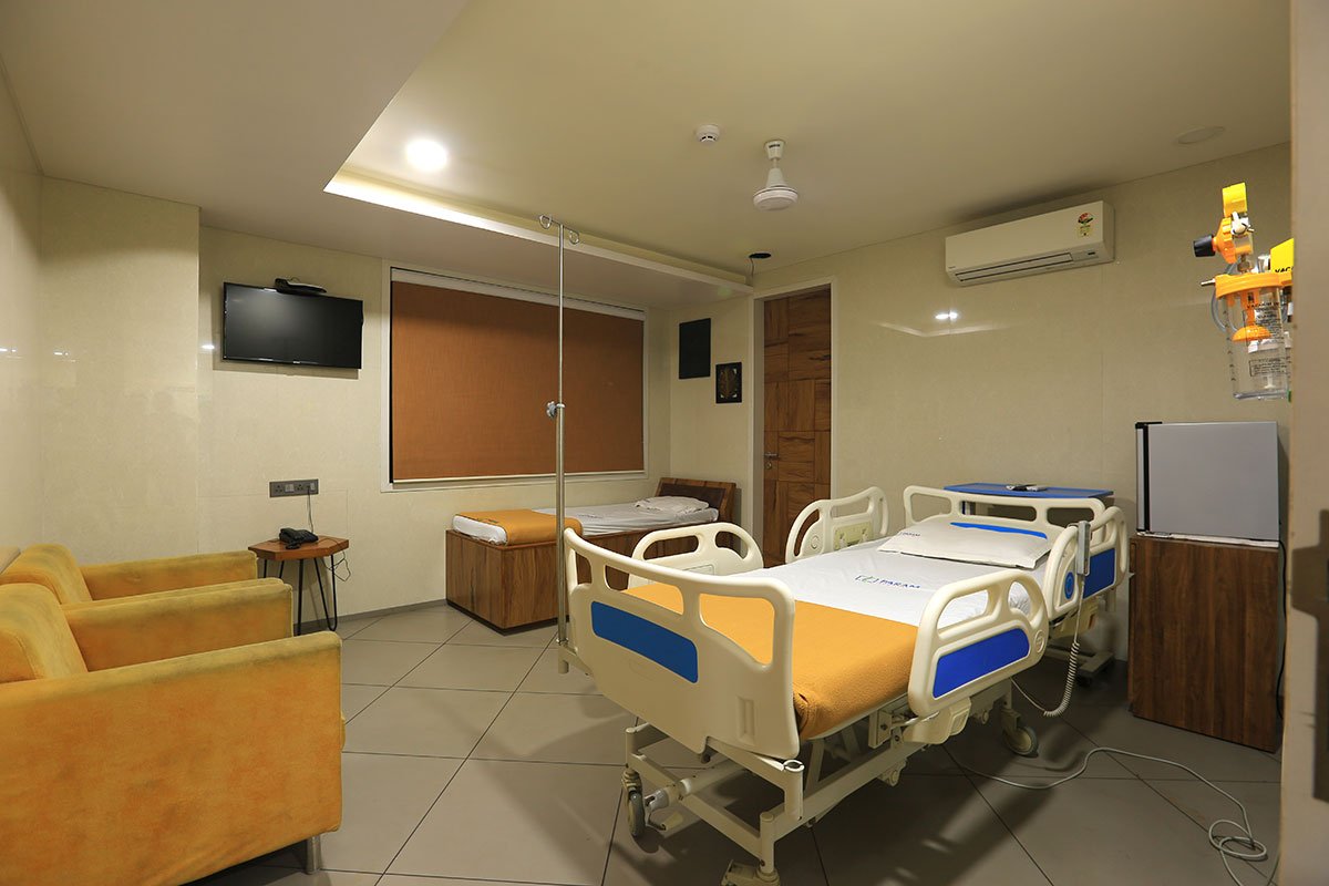 Param Hospital - Suits Room